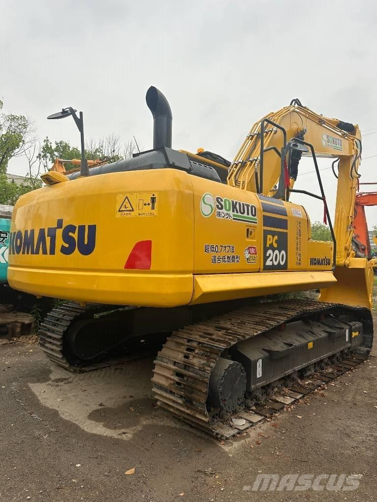 Komatsu PC 200-8 Bageri guseničari