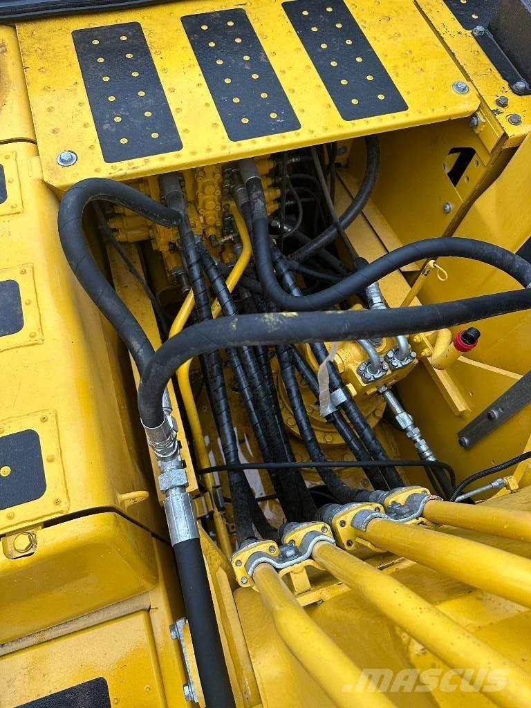 Komatsu PC 200-8 Bageri guseničari