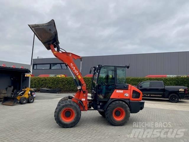 Kubota R 090 Utovarivači na točkove