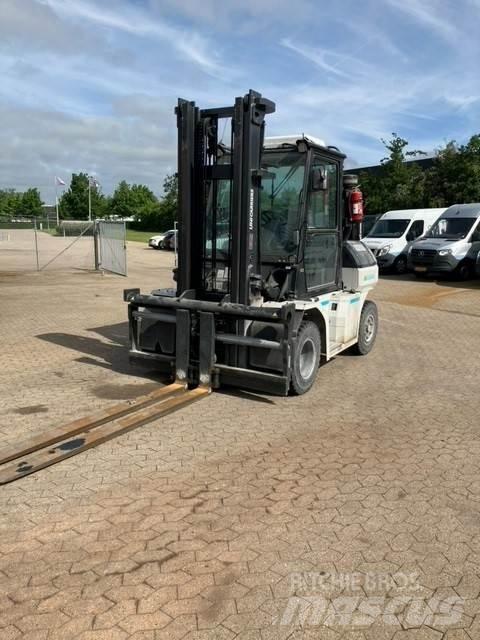 UniCarriers DX60-5 Dizelski viljuškari