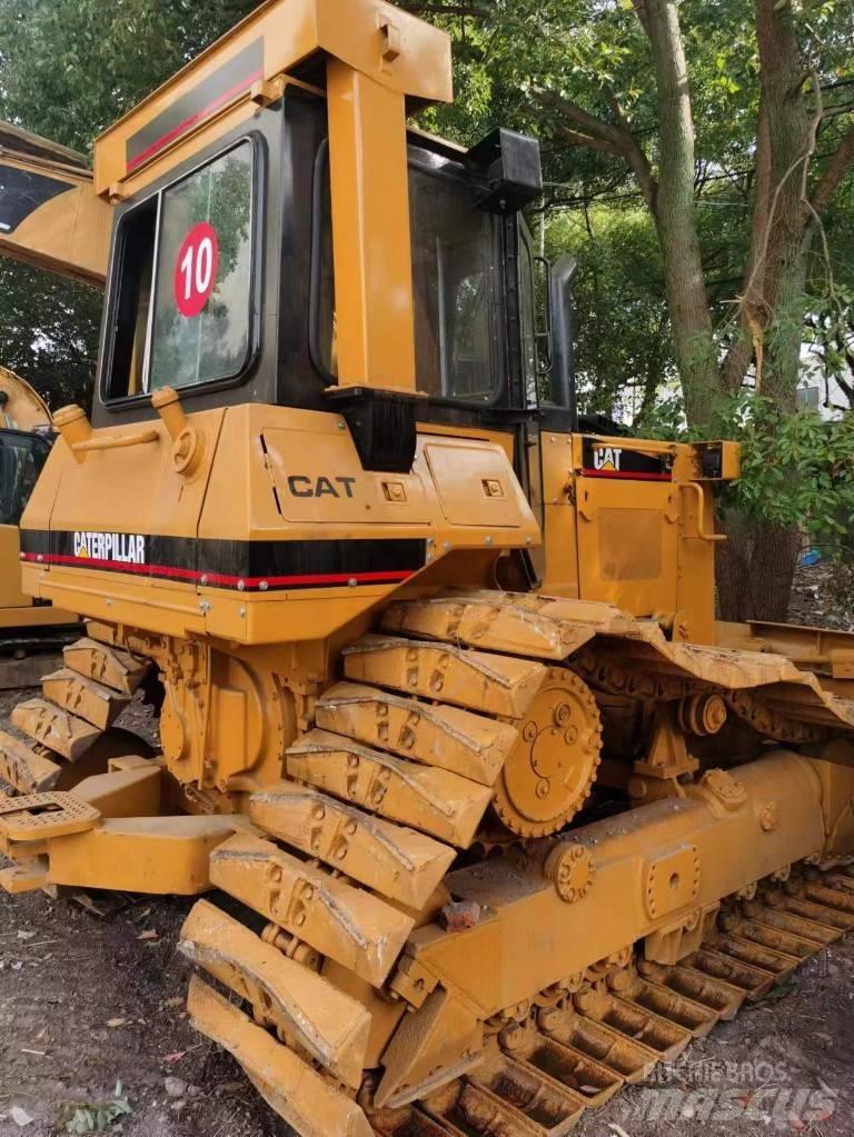 CAT D 4 H Buldožeri guseničari