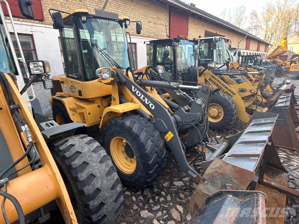 Volvo L 30 G Utovarivači na točkove