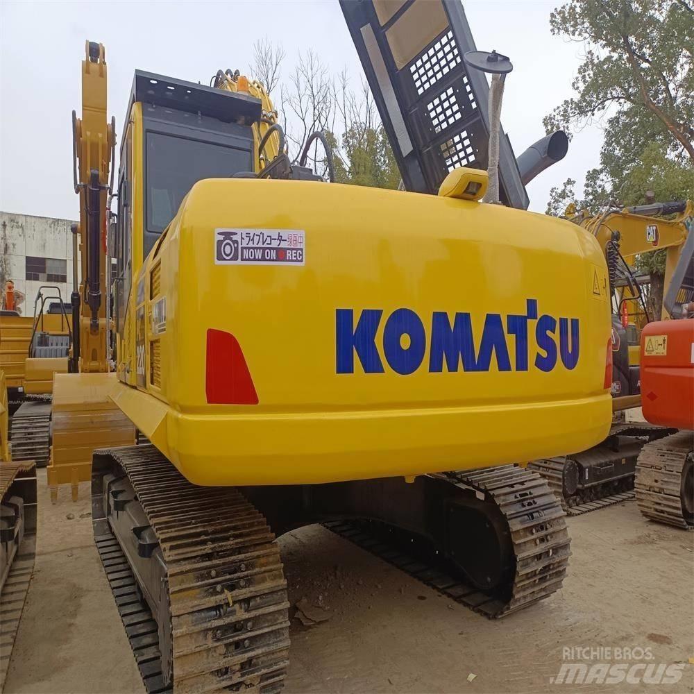 Komatsu PC 220 Bageri guseničari