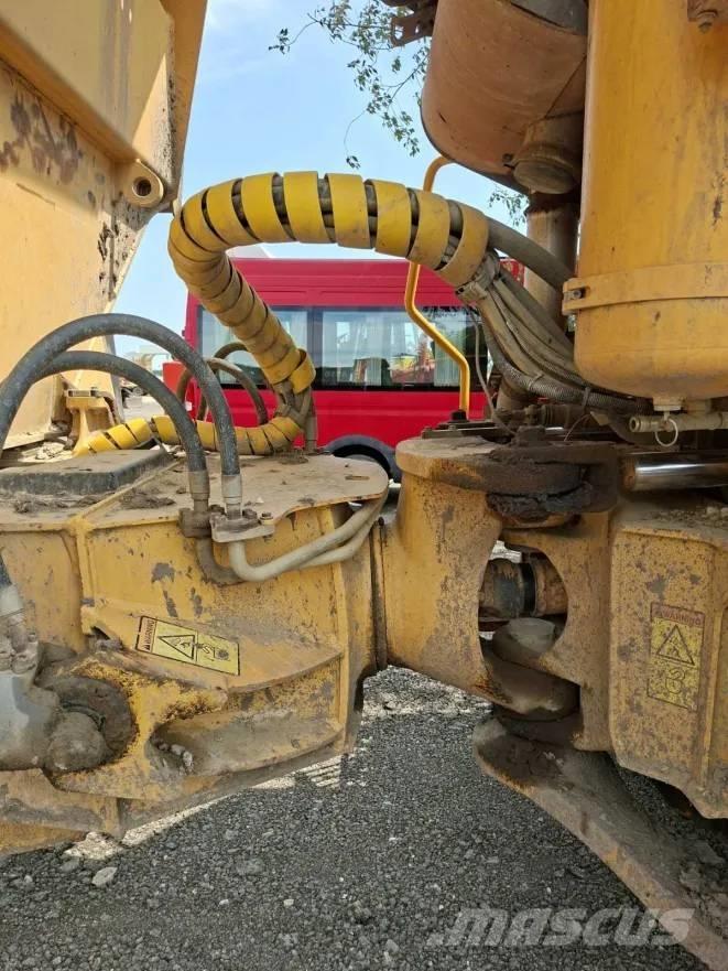 Volvo A 25 D Zglobni damperi
