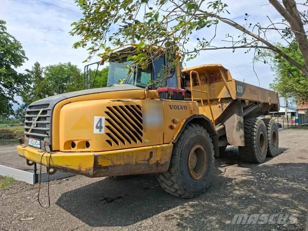 Volvo A 25 D Zglobni damperi