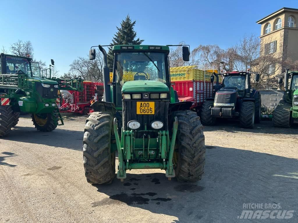 John Deere 8200 Traktori