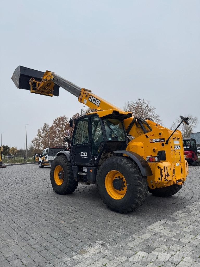 JCB 560-80 Poljoprivredni teleskopski utovarivači