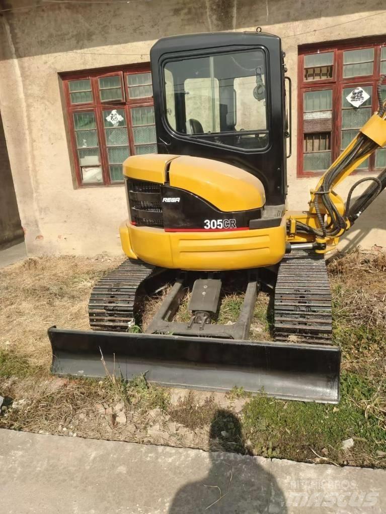 CAT 305 CR Mini bageri < 7t