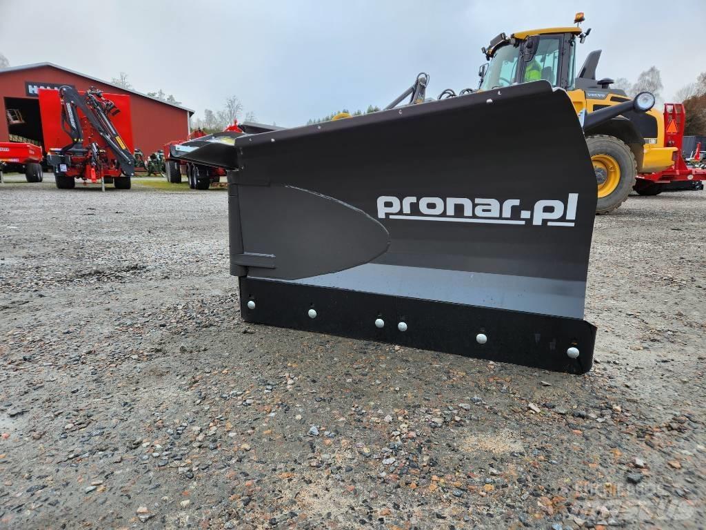 Pronar PUV 2800 M Plugovi
