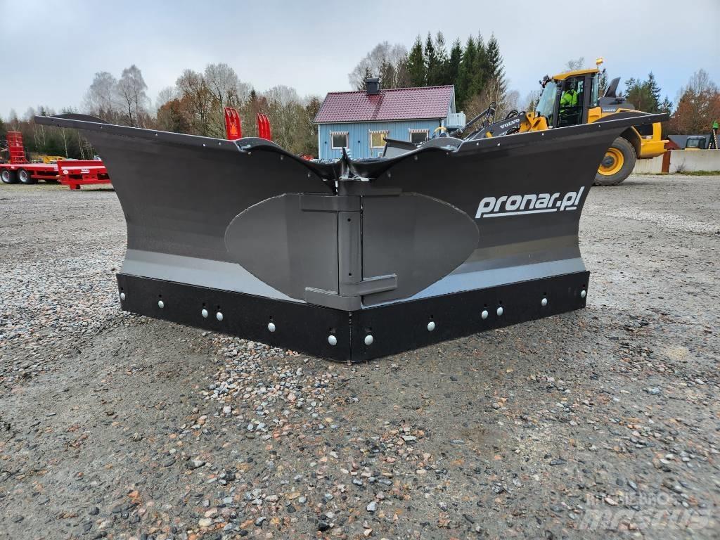 Pronar PUV 2800 M Plugovi