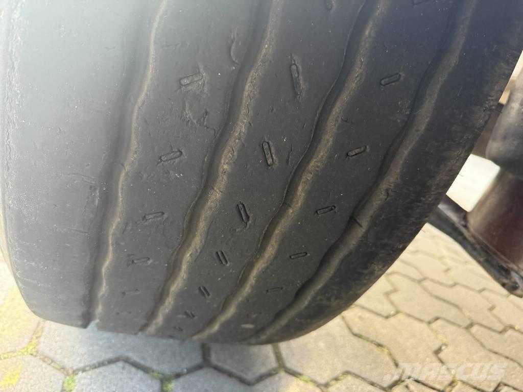 BEFA Sattel Anhänger Poluprikolice za stabla