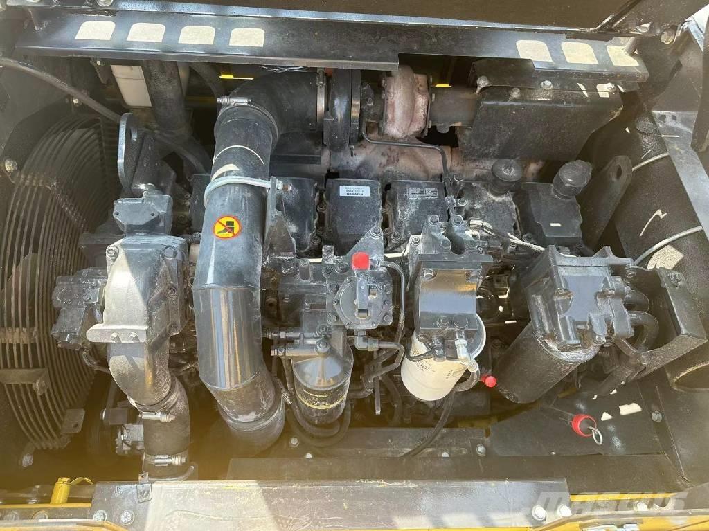 Komatsu PC 400 Bageri guseničari