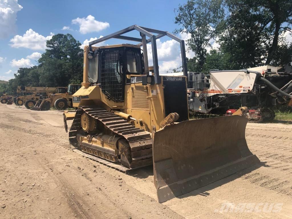 CAT D 5 M XL Buldožeri guseničari