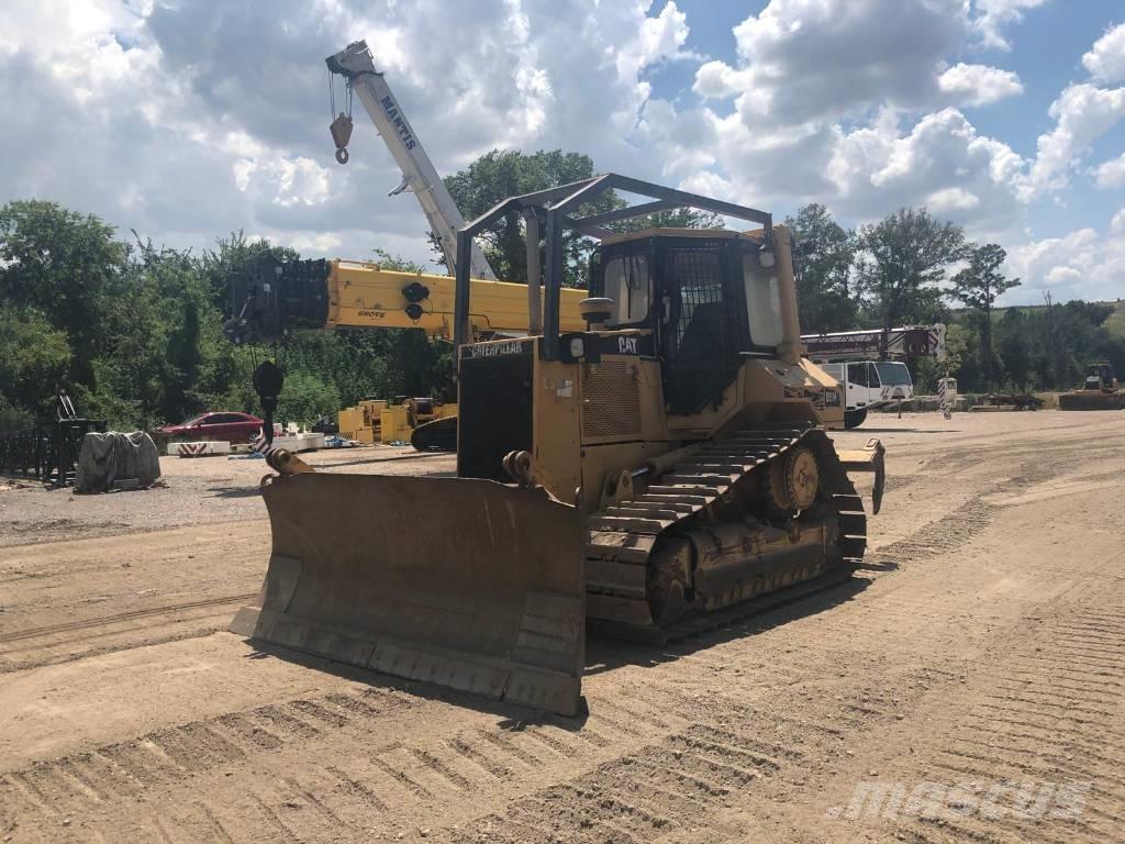CAT D 5 M XL Buldožeri guseničari