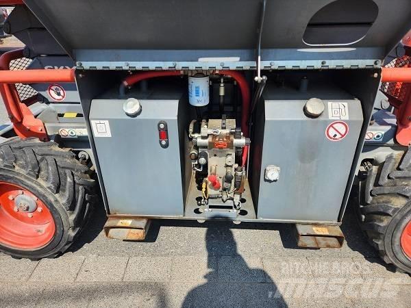 SkyJack SJ 6832 RT Makazaste platforme