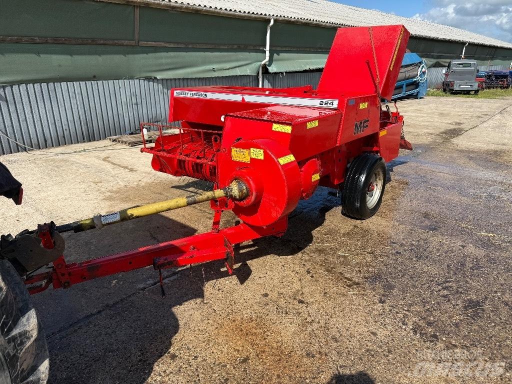Massey Ferguson 224 Prese/balirke za četvrtaste bale
