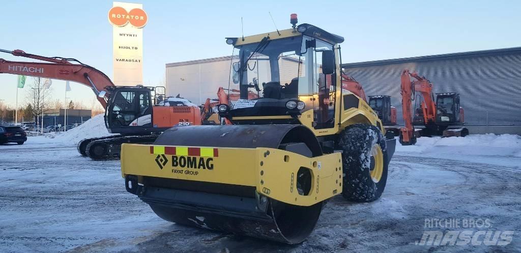 Bomag BW213 BVC-5 Nabijači zemlje