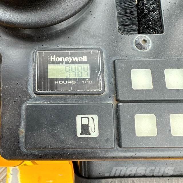 JCB MICRO 8008 Mini bageri < 7t