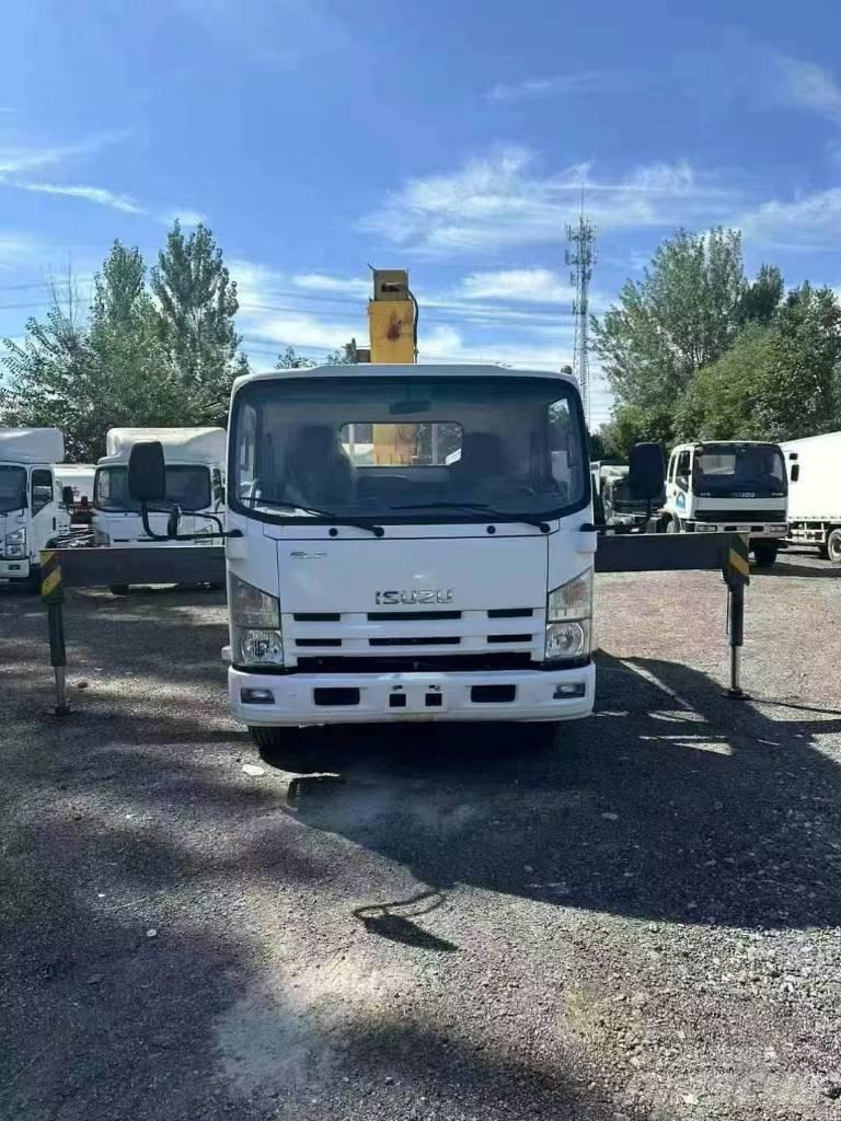 Isuzu ELF 700 Kamioni sa kranom