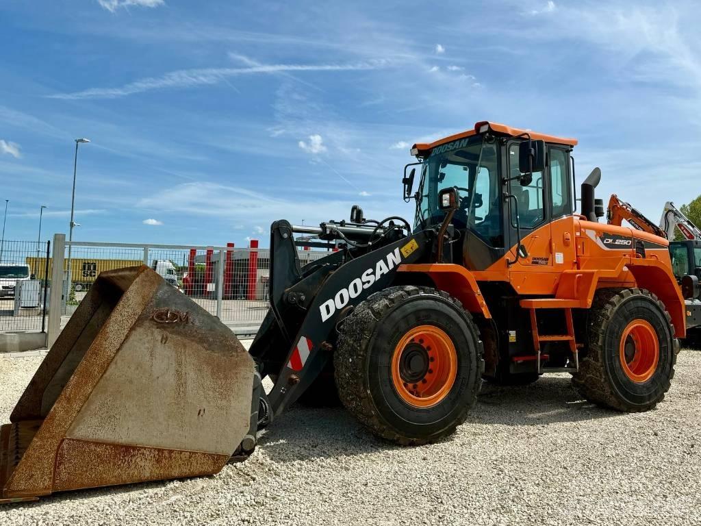 Doosan DL 250-5 Utovarivači na točkove