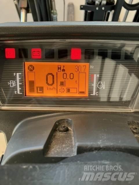 Mitsubishi FD25N3 Dizelski viljuškari