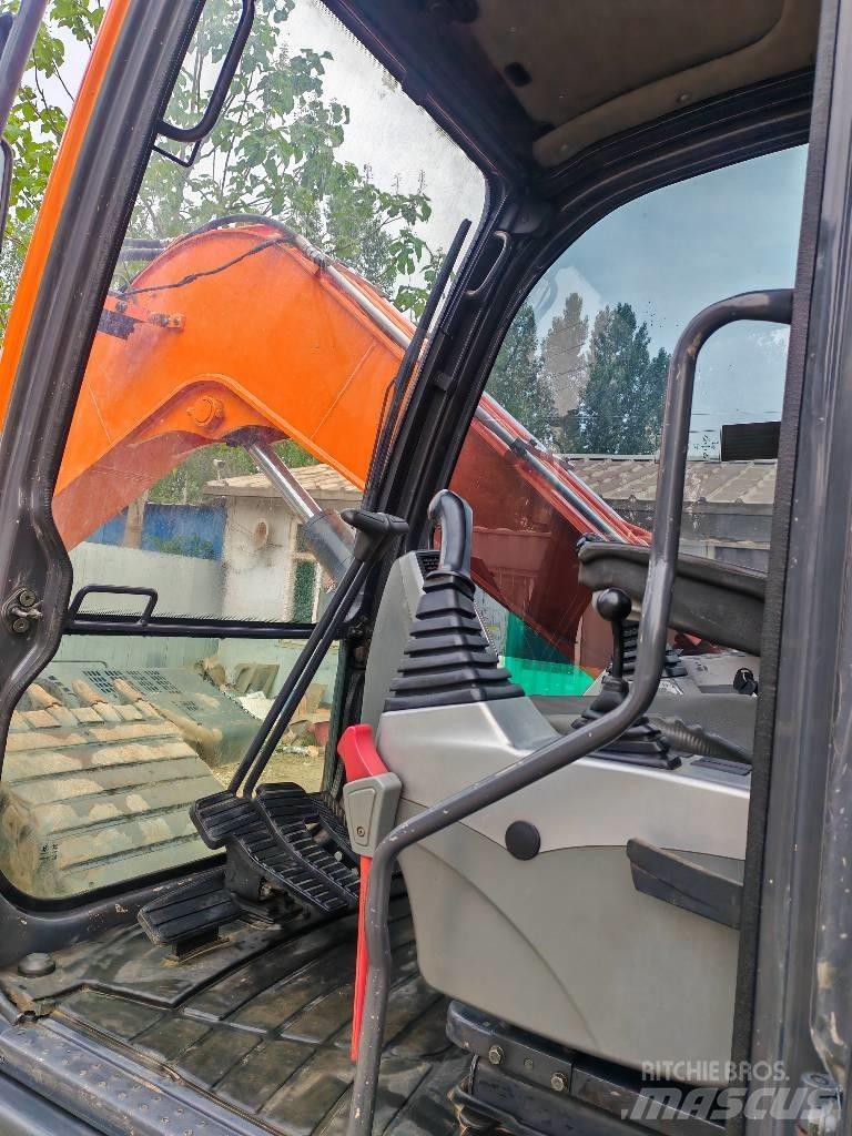 Doosan DX75 Midi bageri 7t – 12t