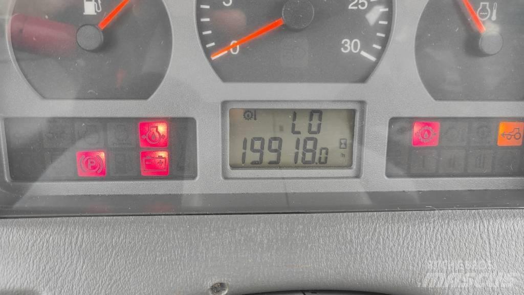 Valtra T170 Traktori