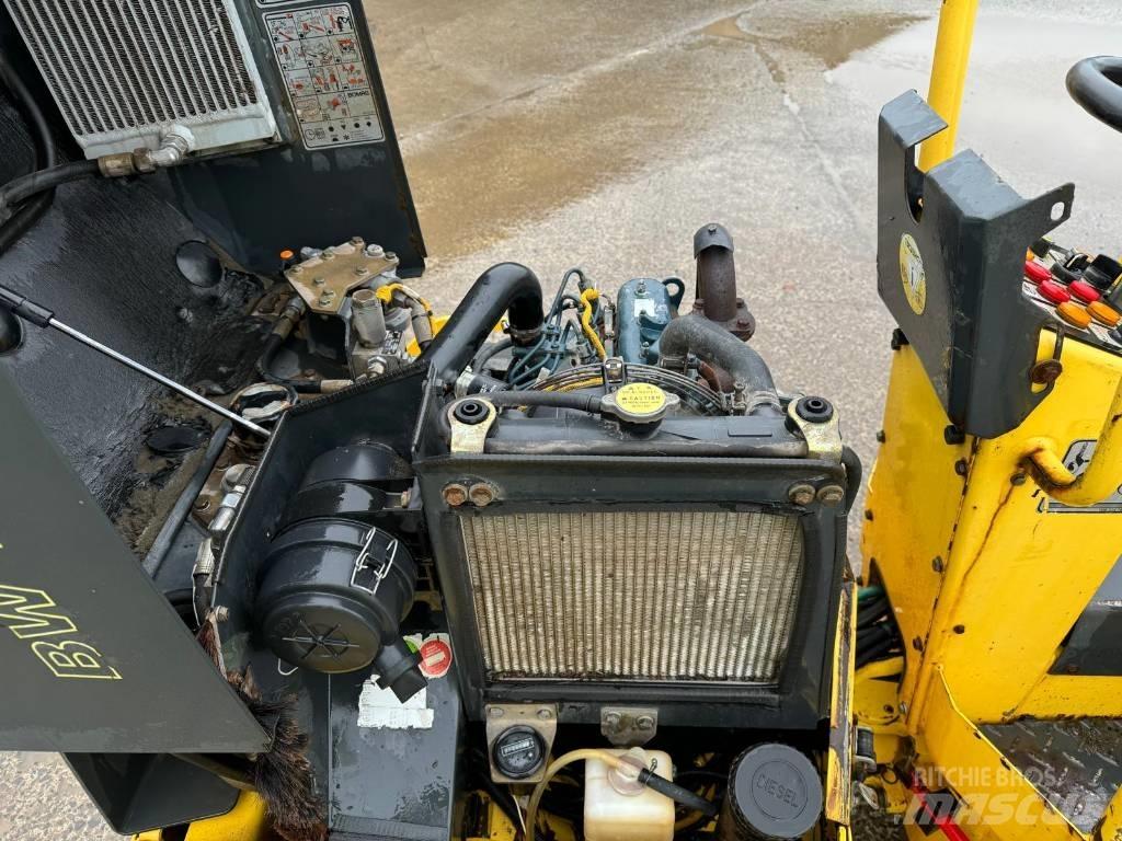 Bomag BW 100 AD M-2 Valjci sa duplim bubnjem