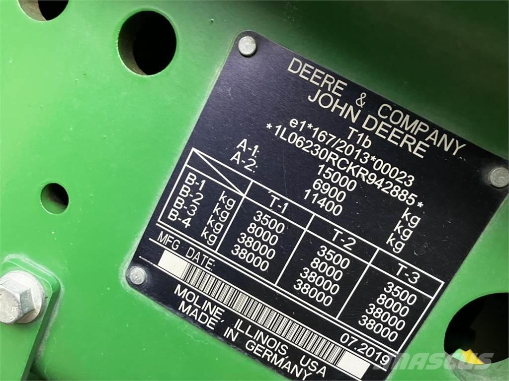 John Deere 6230R Traktori