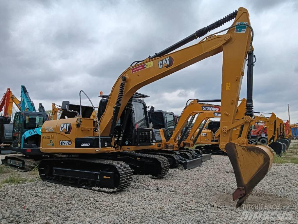 CAT 312D2GC Midi bageri 7t – 12t