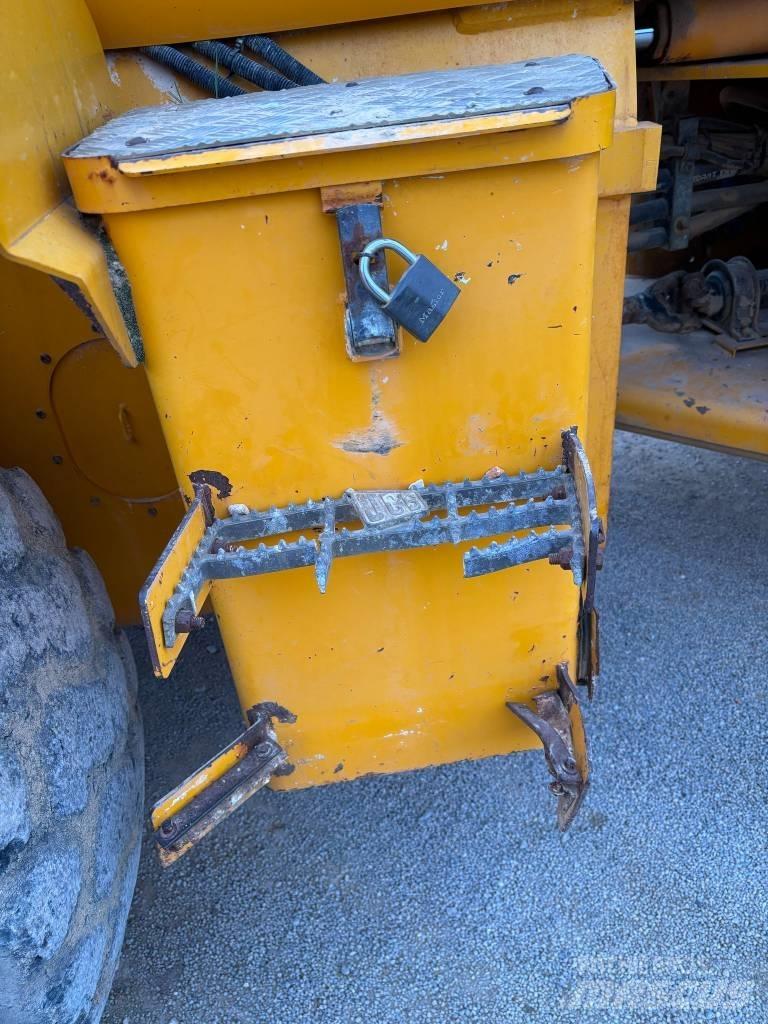 JCB 436 Utovarivači na točkove