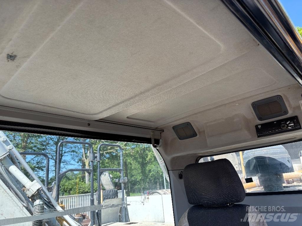 CAT 320E Bageri guseničari