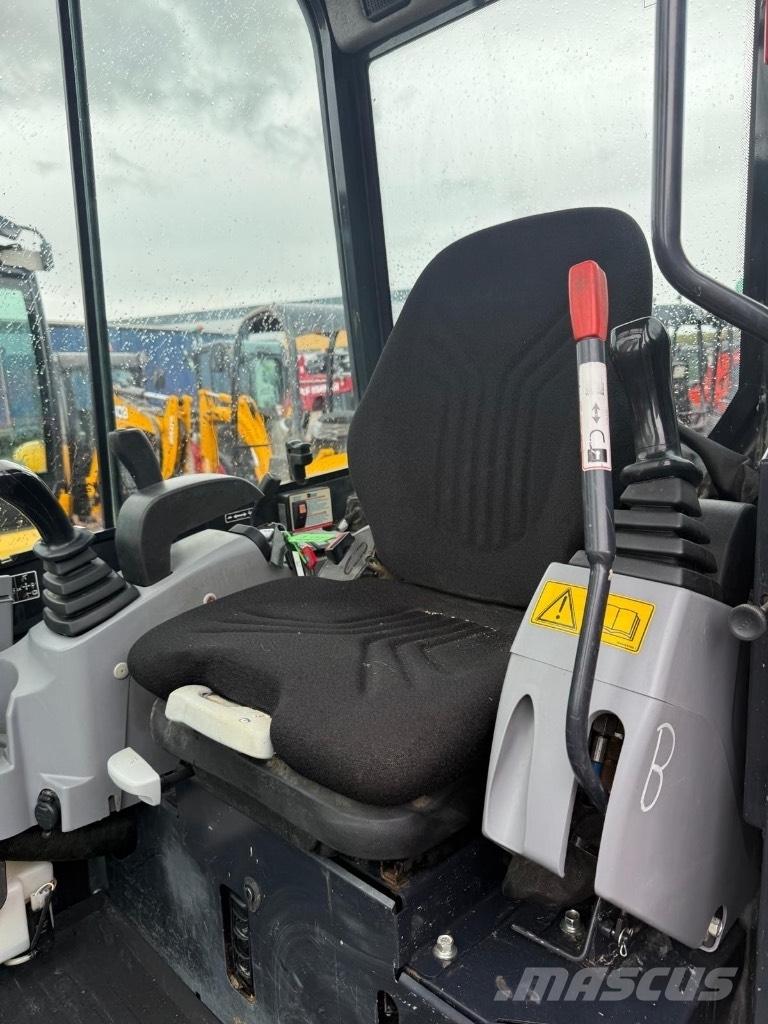 Kubota U 27-4 Mini bageri < 7t