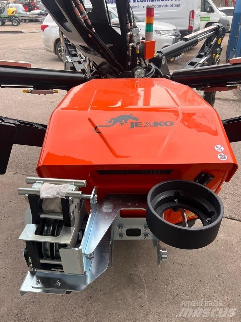 Jekko SPX 328 Polovni mini kranovi