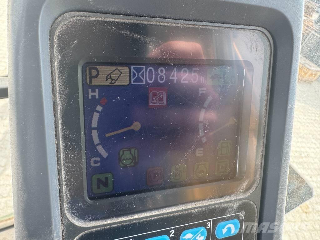 Komatsu PW 200-7 Bageri točkaši