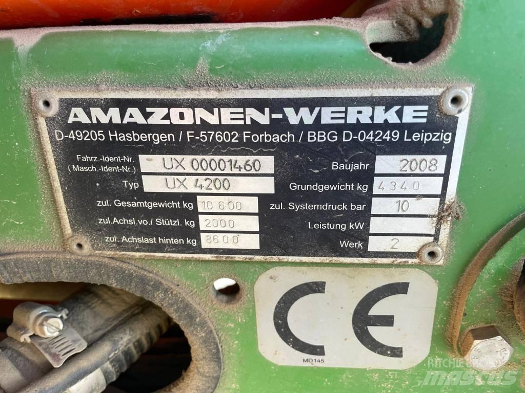 Amazone UX 4200 Vučene prskalice
