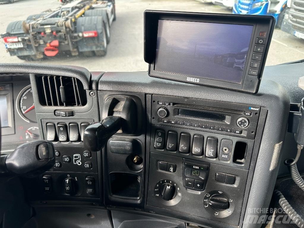 Scania P370 6x2*4 Rol kiper kamioni sa kukom za podizanje tereta