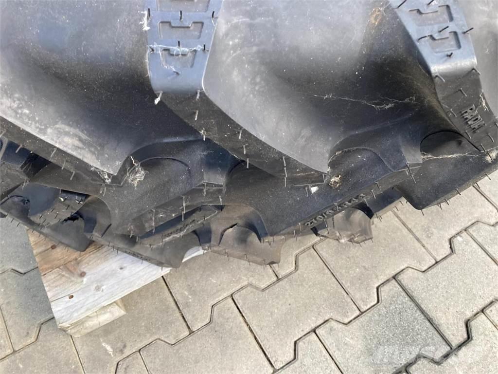 BKT 270/95R46 Gume, točkovi i felne