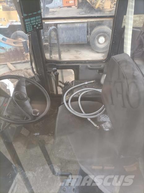 Komatsu WA 470 Utovarivači na točkove