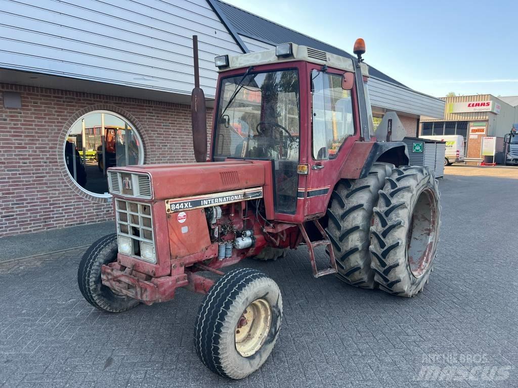 International 844xl Traktori
