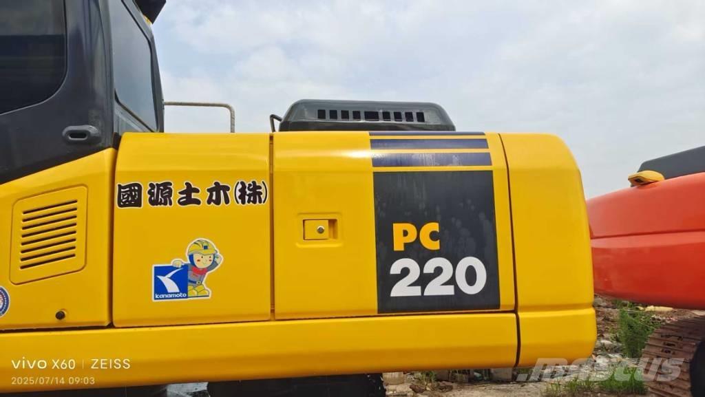 Komatsu PC 220 Mini bageri < 7t