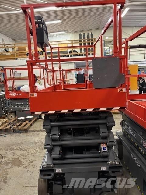 SkyJack SJ 4740 Makazaste platforme