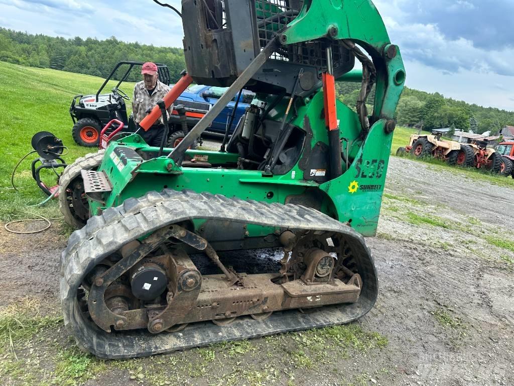 Bobcat S250 Skid steer mini utovarivači