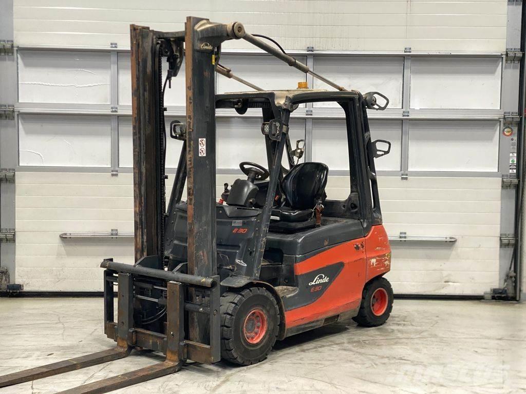 Linde E30-01 Električni viljuškari