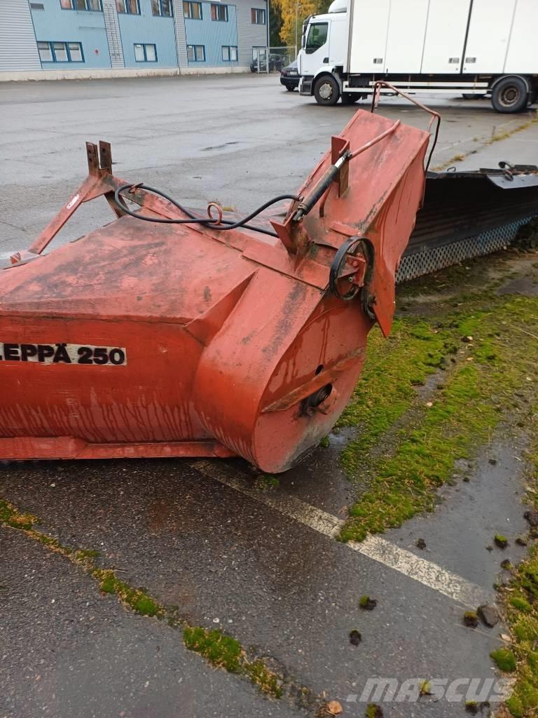 Leppä Leppä 250 Snežne freze