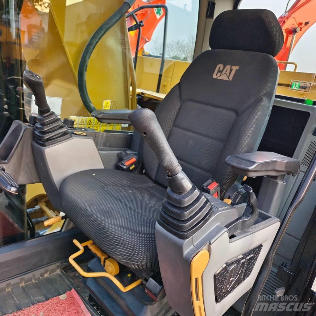 CAT 320GC Bageri guseničari