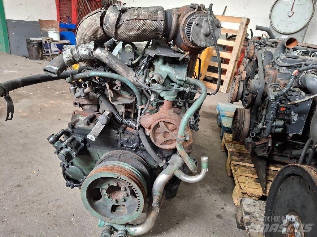 Volvo D7C275 Kargo motori