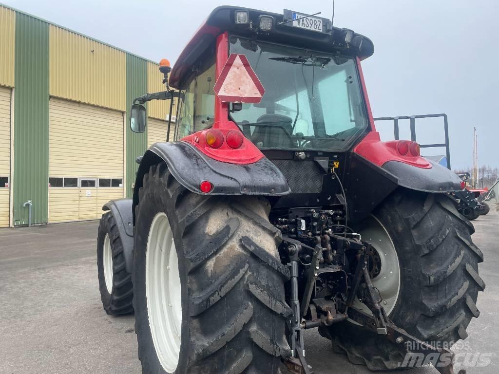 Valtra T 190 Traktori