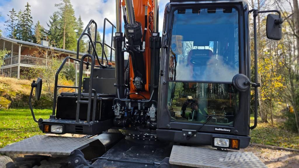 Doosan DX 170 W Bageri točkaši