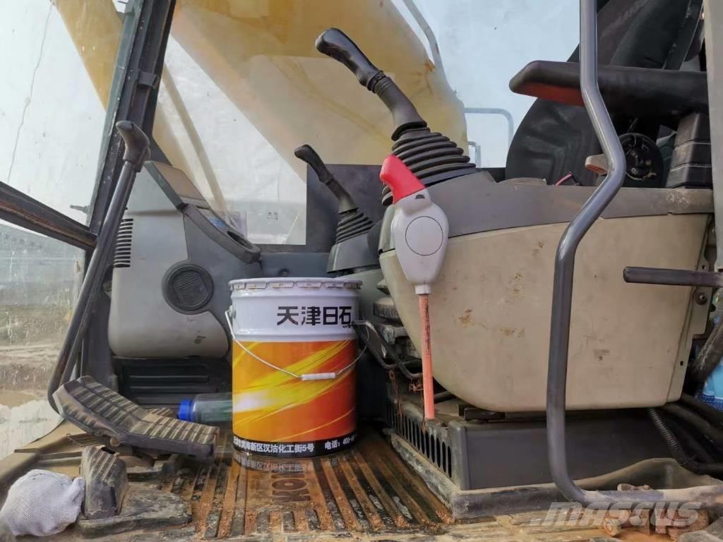 Komatsu PC 220-8 Bageri guseničari